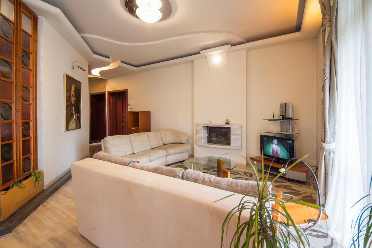 Central Apartments On Khreschatyk كييف المظهر الخارجي الصورة